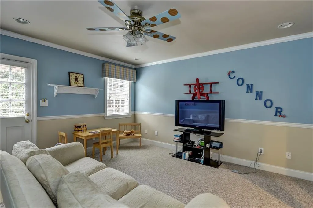 7800 Landowne Drive, Atlanta, Georgia 30350, 5 Bedrooms Bedrooms, ,4 BathroomsBathrooms,Residential,Sold,7800 Landowne Drive,5624268