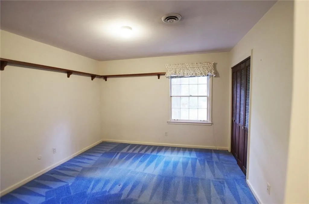 6555 Sentry Hill Trail, Sandy Springs, Georgia 30328, 4 Bedrooms Bedrooms, ,3 BathroomsBathrooms,Residential,Sold,6555 Sentry Hill Trail,6634643