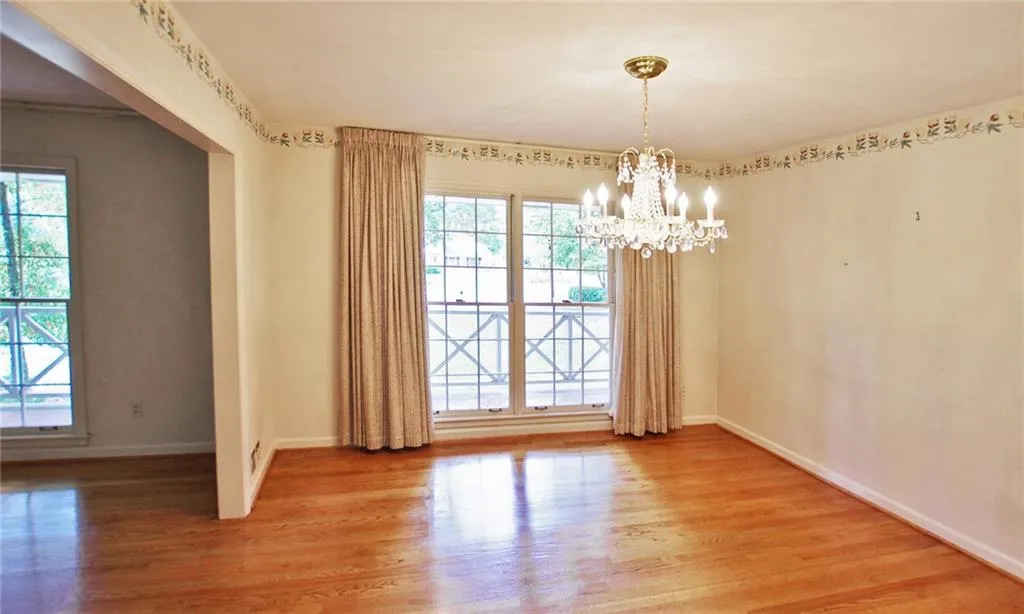 6555 Sentry Hill Trail, Sandy Springs, Georgia 30328, 4 Bedrooms Bedrooms, ,3 BathroomsBathrooms,Residential,Sold,6555 Sentry Hill Trail,6634643