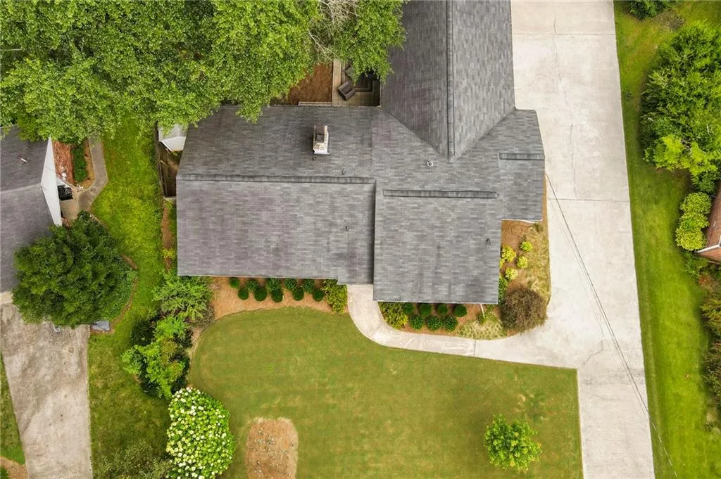 6639 Cherry Tree Lane, Sandy Springs, Georgia 30328, 3 Bedrooms Bedrooms, ,2 BathroomsBathrooms,Residential,Sold,6639 Cherry Tree Lane,6910756