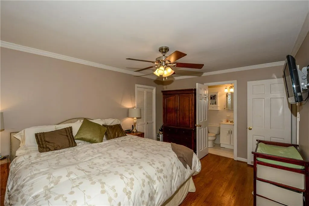 6575 Wright Circle Ne, Sandy Springs, Georgia 30328, 3 Bedrooms Bedrooms, ,2 BathroomsBathrooms,Residential,Sold,6575 Wright Circle Ne,5696016