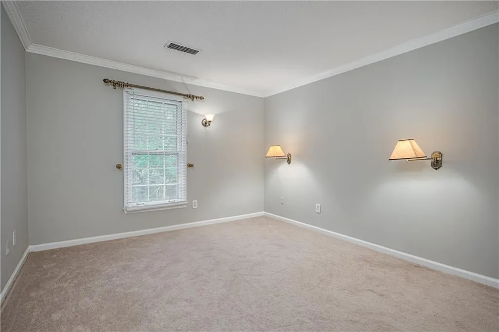 326 The Chace, Sandy Springs, Georgia 30328, 3 Bedrooms Bedrooms, ,2 BathroomsBathrooms,Residential,Sold,326 The Chace,6926233