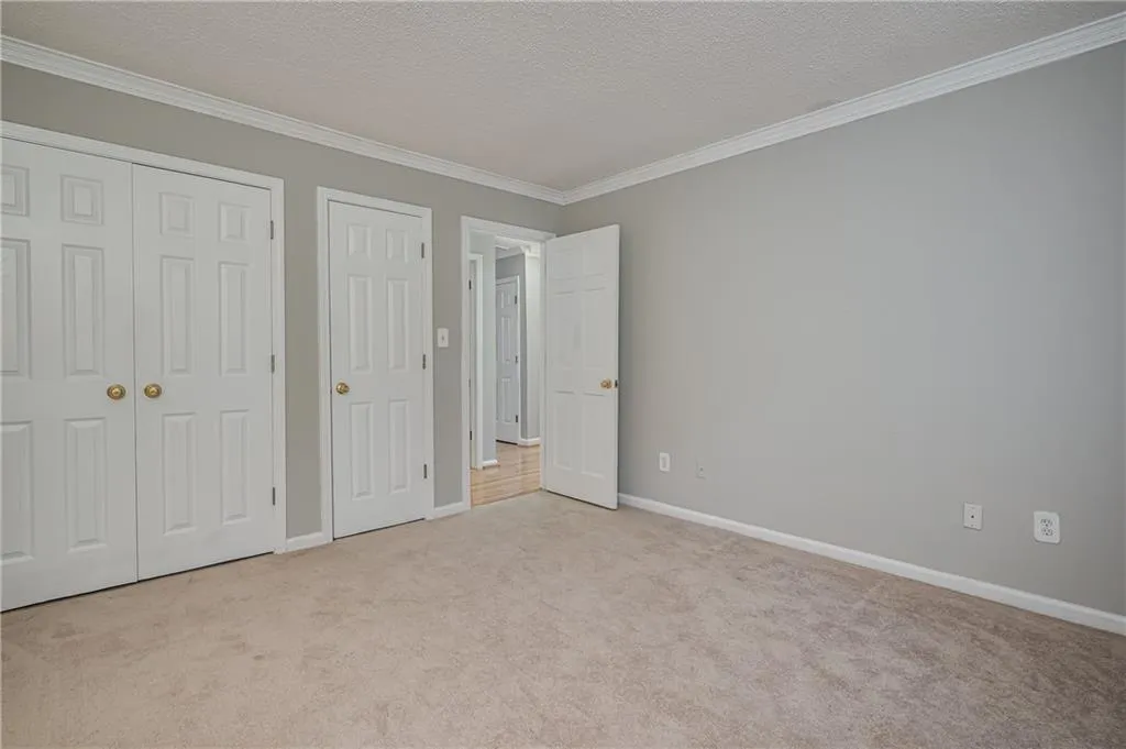 326 The Chace, Sandy Springs, Georgia 30328, 3 Bedrooms Bedrooms, ,2 BathroomsBathrooms,Residential,Sold,326 The Chace,6926233