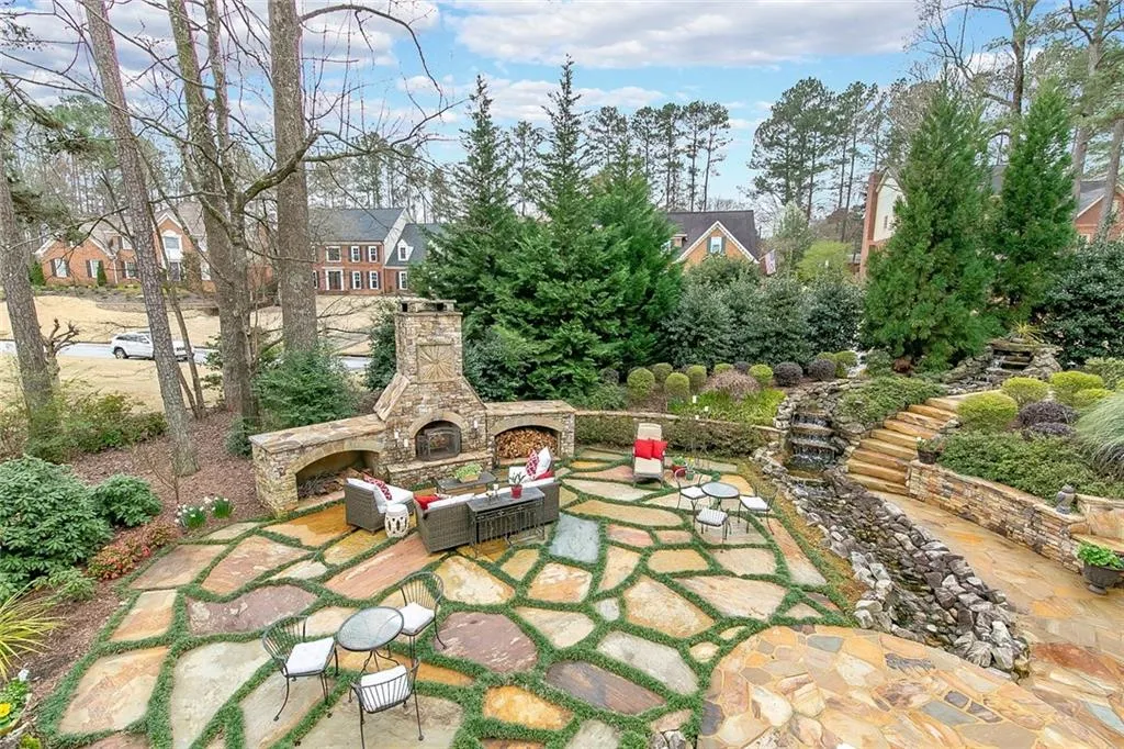 305 Aldenshire Place, Sandy Springs, Georgia 30350, 4 Bedrooms Bedrooms, ,4 BathroomsBathrooms,Residential,Sold,305 Aldenshire Place,6690910 305 Aldenshire Place, Sandy Springs, Georgia 30350, 4 Bedrooms Bedrooms, ,4 BathroomsBathrooms,Residential,Sold,305 Aldenshire Place,6690910