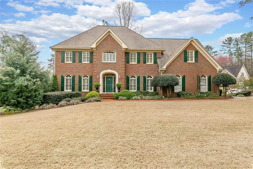 305 Aldenshire Place, Sandy Springs, Georgia 30350, 4 Bedrooms Bedrooms, ,4 BathroomsBathrooms,Residential,Sold,305 Aldenshire Place,6690910 305 Aldenshire Place, Sandy Springs, Georgia 30350, 4 Bedrooms Bedrooms, ,4 BathroomsBathrooms,Residential,Sold,305 Aldenshire Place,6690910