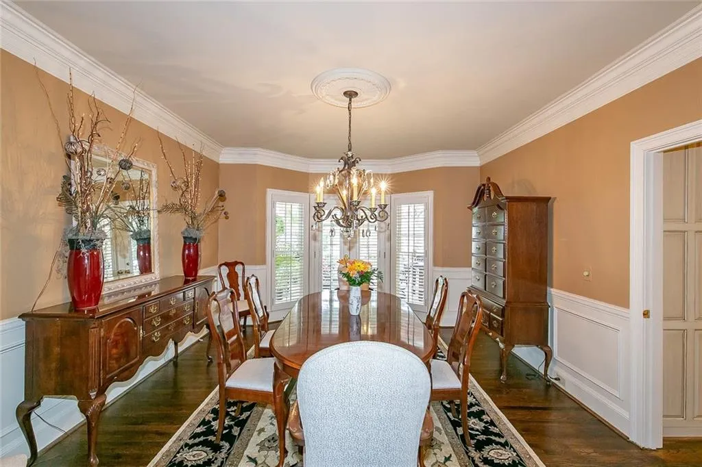 305 Aldenshire Place, Sandy Springs, Georgia 30350, 4 Bedrooms Bedrooms, ,4 BathroomsBathrooms,Residential,Sold,305 Aldenshire Place,6690910 305 Aldenshire Place, Sandy Springs, Georgia 30350, 4 Bedrooms Bedrooms, ,4 BathroomsBathrooms,Residential,Sold,305 Aldenshire Place,6690910