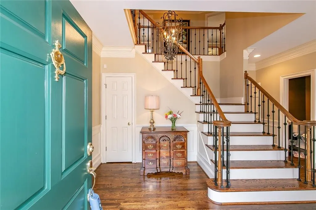 305 Aldenshire Place, Sandy Springs, Georgia 30350, 4 Bedrooms Bedrooms, ,4 BathroomsBathrooms,Residential,Sold,305 Aldenshire Place,6690910 305 Aldenshire Place, Sandy Springs, Georgia 30350, 4 Bedrooms Bedrooms, ,4 BathroomsBathrooms,Residential,Sold,305 Aldenshire Place,6690910