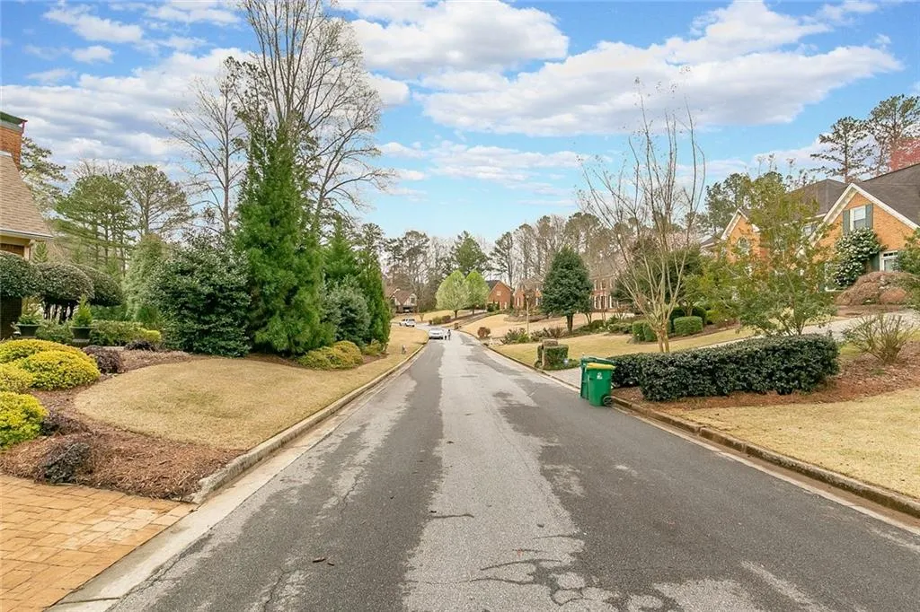 305 Aldenshire Place, Sandy Springs, Georgia 30350, 4 Bedrooms Bedrooms, ,4 BathroomsBathrooms,Residential,Sold,305 Aldenshire Place,6690910 305 Aldenshire Place, Sandy Springs, Georgia 30350, 4 Bedrooms Bedrooms, ,4 BathroomsBathrooms,Residential,Sold,305 Aldenshire Place,6690910