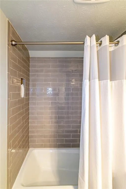 305 Aldenshire Place, Sandy Springs, Georgia 30350, 4 Bedrooms Bedrooms, ,4 BathroomsBathrooms,Residential,Sold,305 Aldenshire Place,6690910 305 Aldenshire Place, Sandy Springs, Georgia 30350, 4 Bedrooms Bedrooms, ,4 BathroomsBathrooms,Residential,Sold,305 Aldenshire Place,6690910