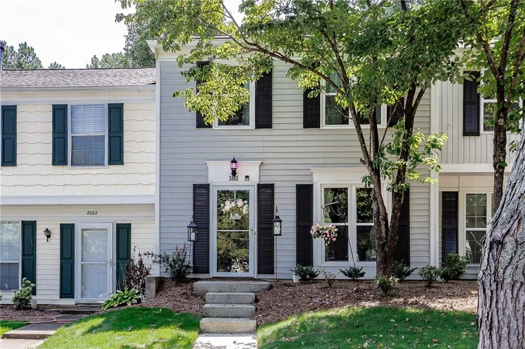 2003 Queen Anne Court, Atlanta, Georgia 30350, 2 Bedrooms Bedrooms, ,2 BathroomsBathrooms,Residential,Sold,2003 Queen Anne Court,6055273