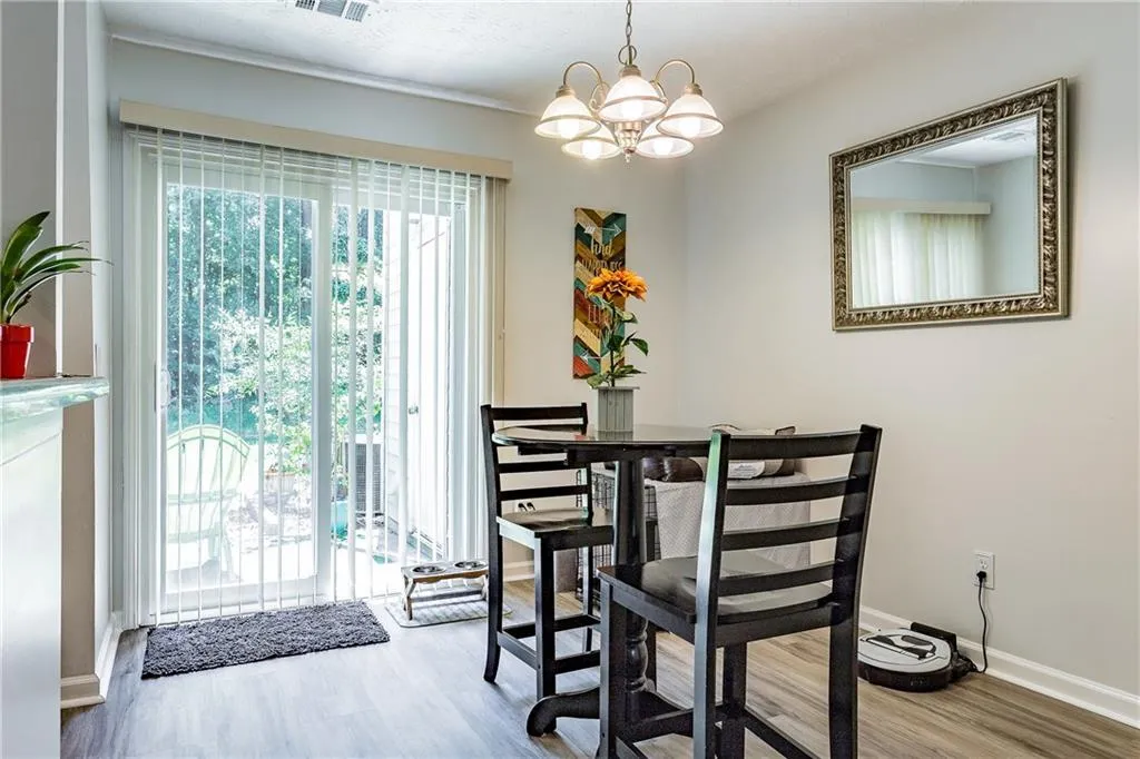 2003 Queen Anne Court, Atlanta, Georgia 30350, 2 Bedrooms Bedrooms, ,2 BathroomsBathrooms,Residential,Sold,2003 Queen Anne Court,6055273