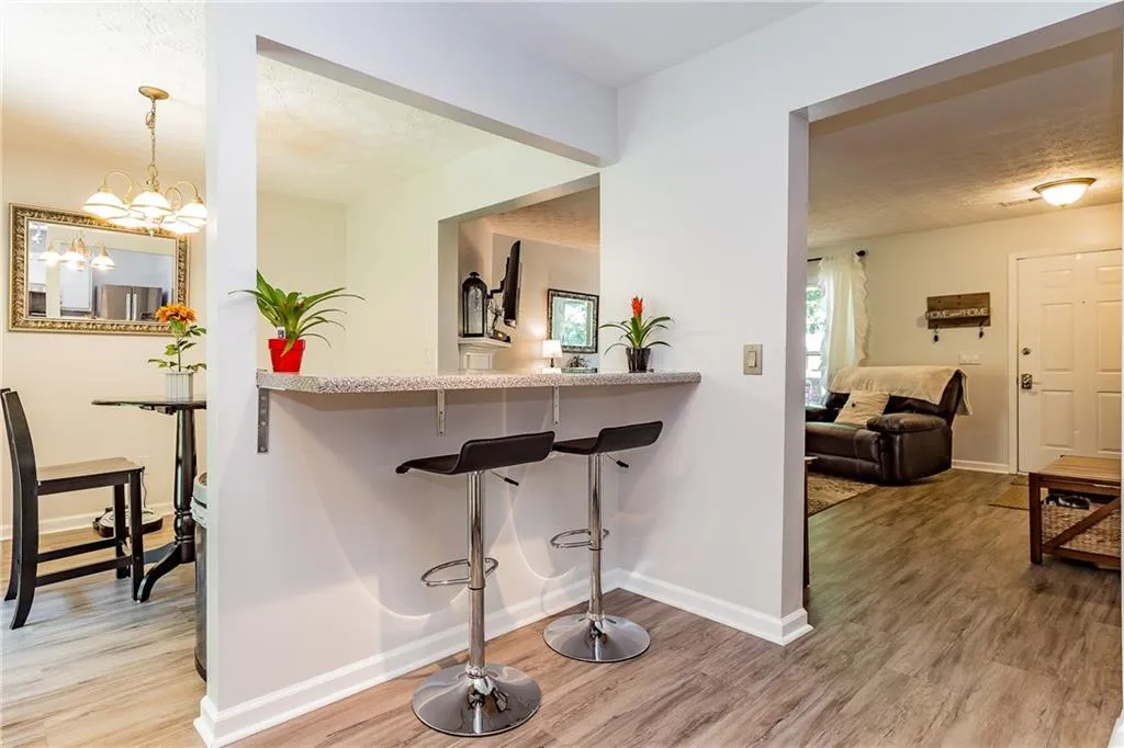 2003 Queen Anne Court, Atlanta, Georgia 30350, 2 Bedrooms Bedrooms, ,2 BathroomsBathrooms,Residential,Sold,2003 Queen Anne Court,6055273