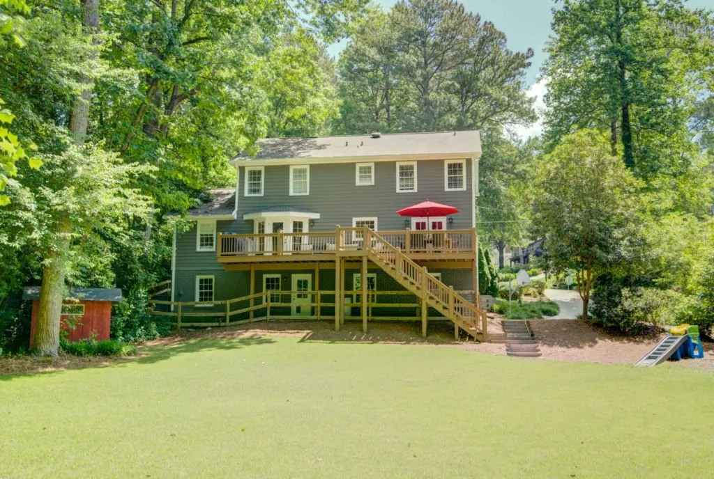 6440 Tanacrest Court, Atlanta, Georgia 30328, 4 Bedrooms Bedrooms, ,3 BathroomsBathrooms,Residential,Sold,6440 Tanacrest Court,6679927