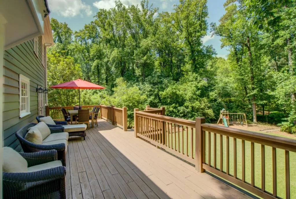 6440 Tanacrest Court, Atlanta, Georgia 30328, 4 Bedrooms Bedrooms, ,3 BathroomsBathrooms,Residential,Sold,6440 Tanacrest Court,6679927