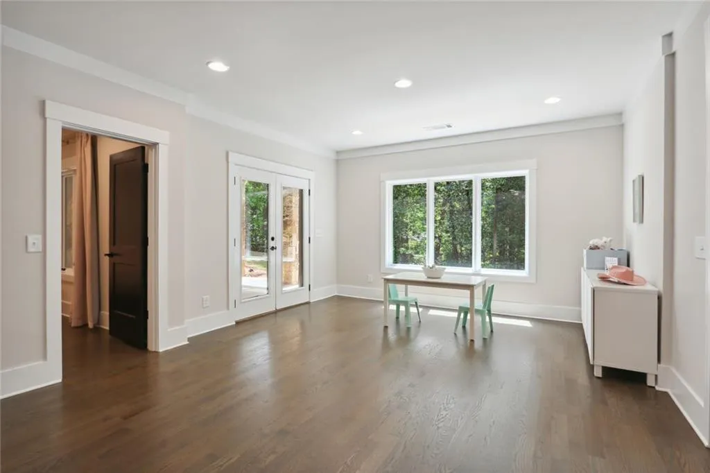 40 Bonnie Lane, Atlanta, Georgia 30328, 6 Bedrooms Bedrooms, ,6 BathroomsBathrooms,Residential,Sold,40 Bonnie Lane,7041064