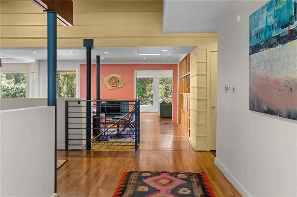 374 Londonberry Road, Atlanta, Georgia 30327, 4 Bedrooms Bedrooms, ,3 BathroomsBathrooms,Residential,Sold,374 Londonberry Road,7736916