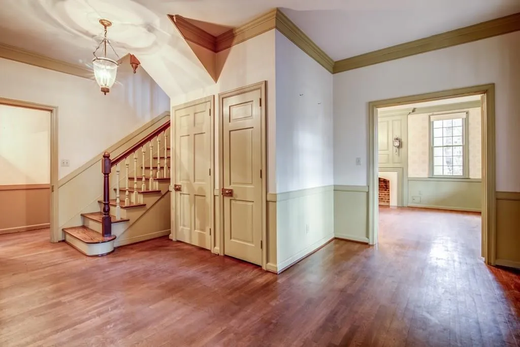 3740 Cloudland Drive, Atlanta, Georgia 30327, 4 Bedrooms Bedrooms, ,4 BathroomsBathrooms,Residential,Sold,3740 Cloudland Drive,5789324