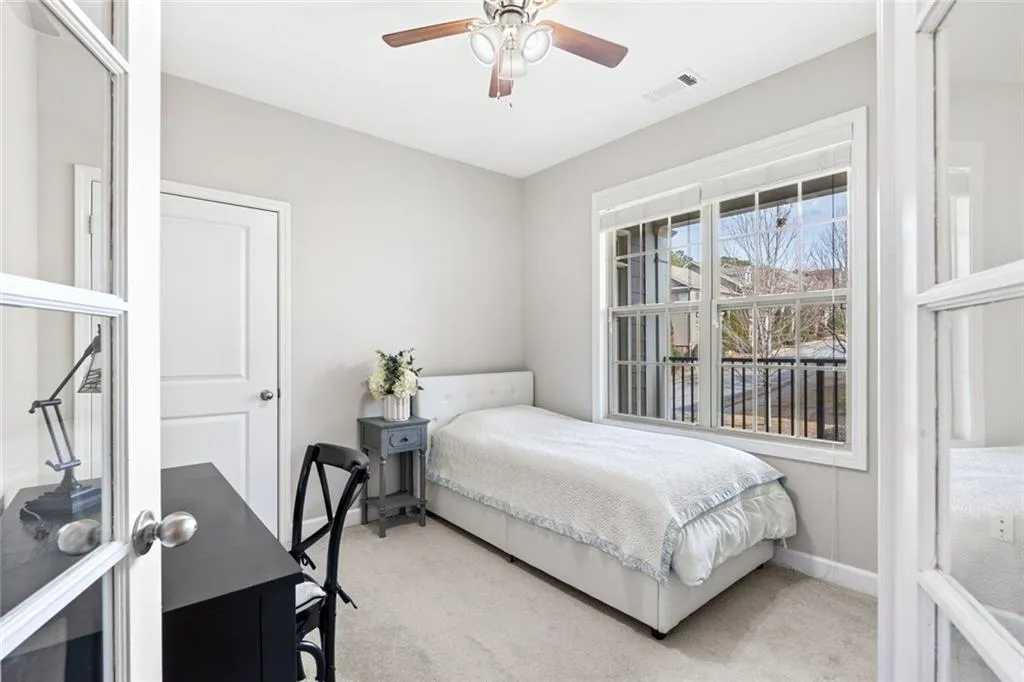 2nd bedroom or office space