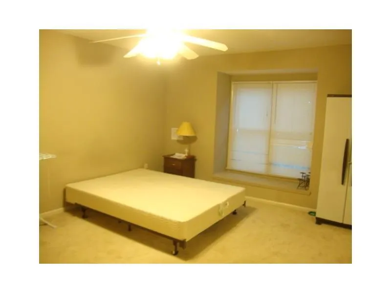 906 Hollyfax Circle Unit 906, Sandy Springs, Georgia 30328, 2 Bedrooms Bedrooms, ,2 BathroomsBathrooms,Residential,Sold,906 Hollyfax Circle Unit 906,5644284