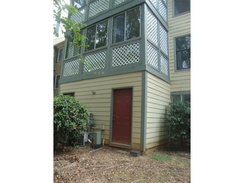 906 Hollyfax Circle Unit 906, Sandy Springs, Georgia 30328, 2 Bedrooms Bedrooms, ,2 BathroomsBathrooms,Residential,Sold,906 Hollyfax Circle Unit 906,5644284