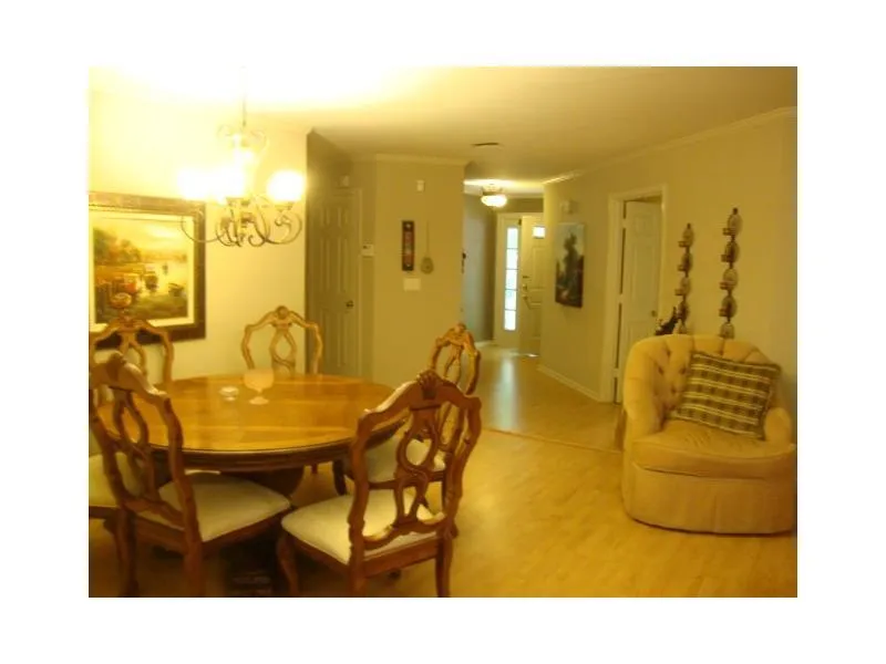 906 Hollyfax Circle Unit 906, Sandy Springs, Georgia 30328, 2 Bedrooms Bedrooms, ,2 BathroomsBathrooms,Residential,Sold,906 Hollyfax Circle Unit 906,5644284