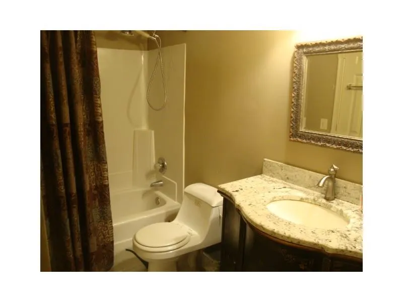 906 Hollyfax Circle Unit 906, Sandy Springs, Georgia 30328, 2 Bedrooms Bedrooms, ,2 BathroomsBathrooms,Residential,Sold,906 Hollyfax Circle Unit 906,5644284