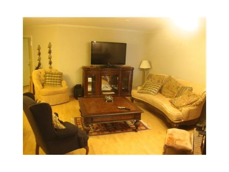 906 Hollyfax Circle Unit 906, Sandy Springs, Georgia 30328, 2 Bedrooms Bedrooms, ,2 BathroomsBathrooms,Residential,Sold,906 Hollyfax Circle Unit 906,5644284