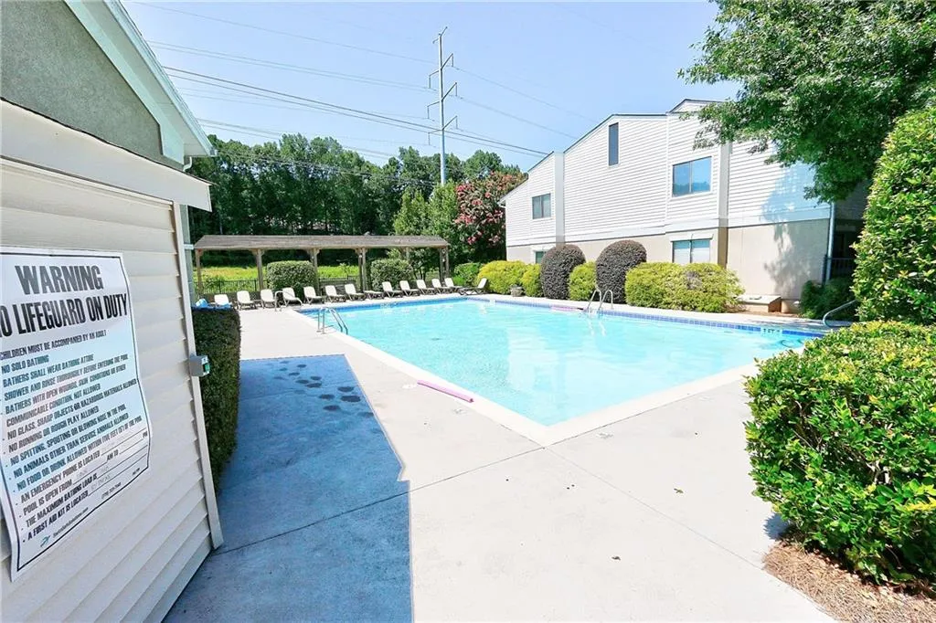 1303 Wingate Way, Sandy Springs, Georgia 30350, 2 Bedrooms Bedrooms, ,2 BathroomsBathrooms,Residential,Sold,1303 Wingate Way,6051954