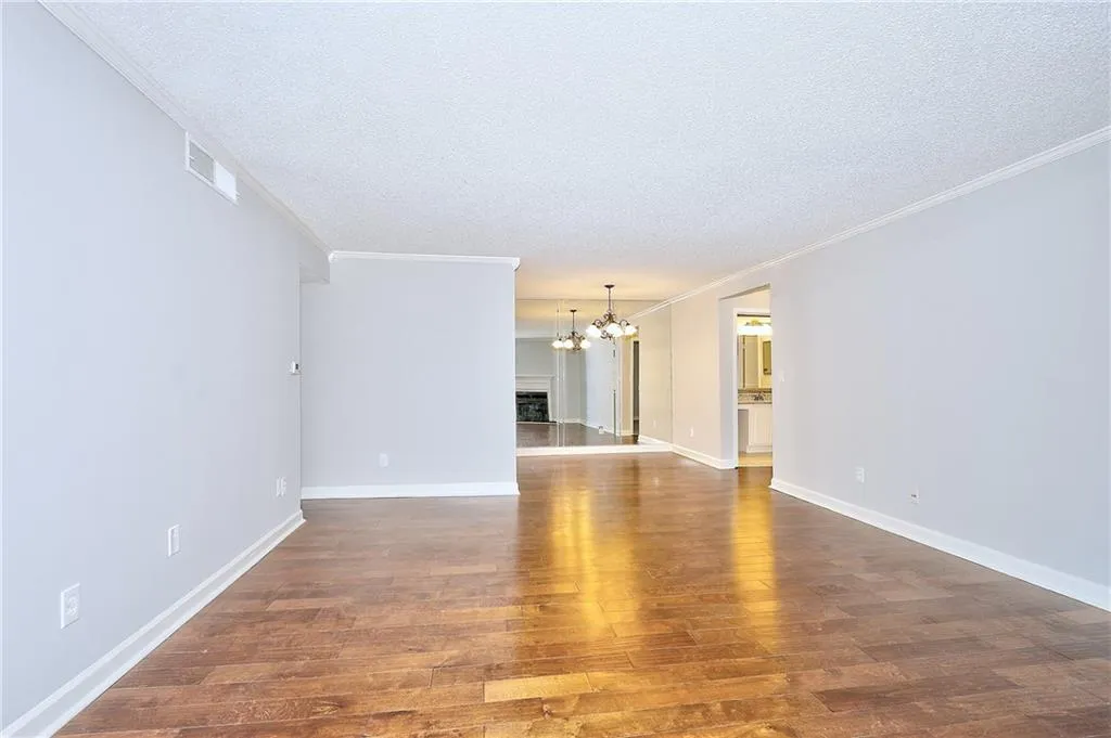 1303 Wingate Way, Sandy Springs, Georgia 30350, 2 Bedrooms Bedrooms, ,2 BathroomsBathrooms,Residential,Sold,1303 Wingate Way,6051954