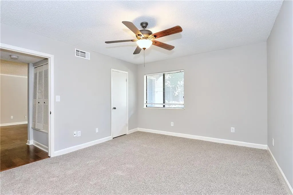 1303 Wingate Way, Sandy Springs, Georgia 30350, 2 Bedrooms Bedrooms, ,2 BathroomsBathrooms,Residential,Sold,1303 Wingate Way,6051954