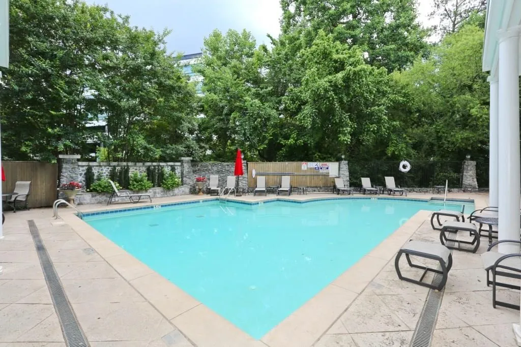 5486 Glenridge View Unit 2106, Atlanta, Georgia 30342, 2 Bedrooms Bedrooms, ,2 BathroomsBathrooms,Residential,Sold,5486 Glenridge View Unit 2106,6042638