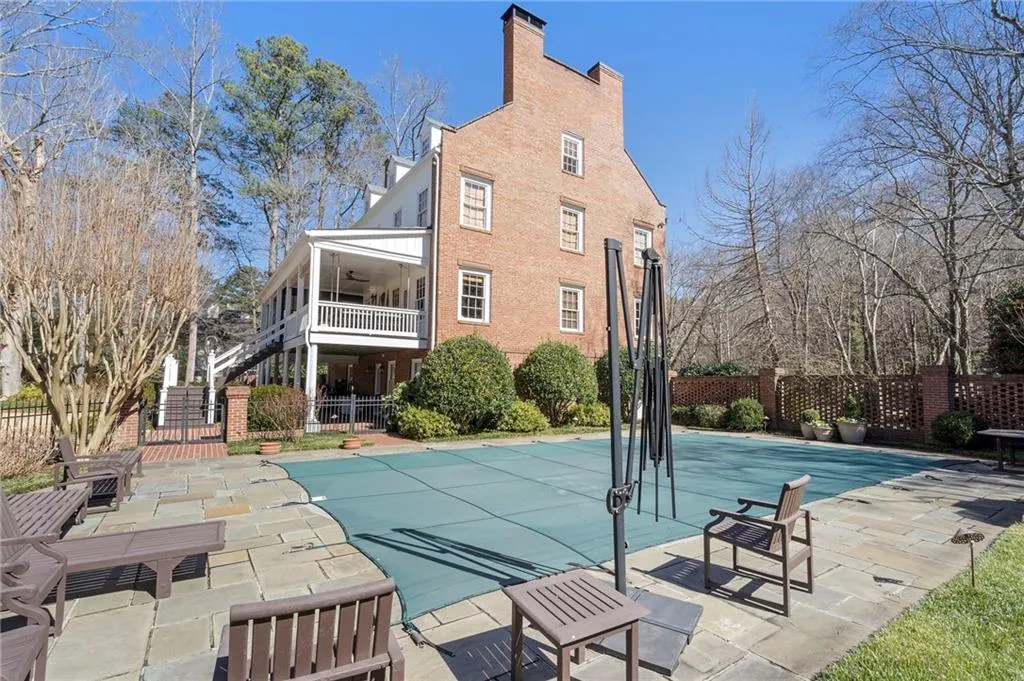 5960 Winterthur Drive, Atlanta, Georgia 30328, 6 Bedrooms Bedrooms, ,4 BathroomsBathrooms,Residential,For Sale,5960 Winterthur Drive,7703310