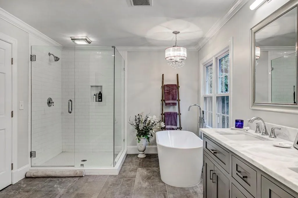 6065 Weatherly Drive, Atlanta, Georgia 30328, 4 Bedrooms Bedrooms, ,3 BathroomsBathrooms,Residential,Sold,6065 Weatherly Drive,6806681