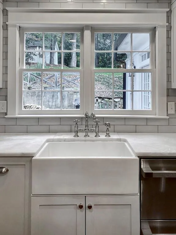 6065 Weatherly Drive, Atlanta, Georgia 30328, 4 Bedrooms Bedrooms, ,3 BathroomsBathrooms,Residential,Sold,6065 Weatherly Drive,6806681