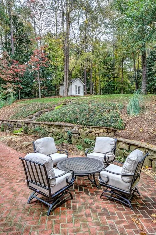 6065 Weatherly Drive, Atlanta, Georgia 30328, 4 Bedrooms Bedrooms, ,3 BathroomsBathrooms,Residential,Sold,6065 Weatherly Drive,6806681