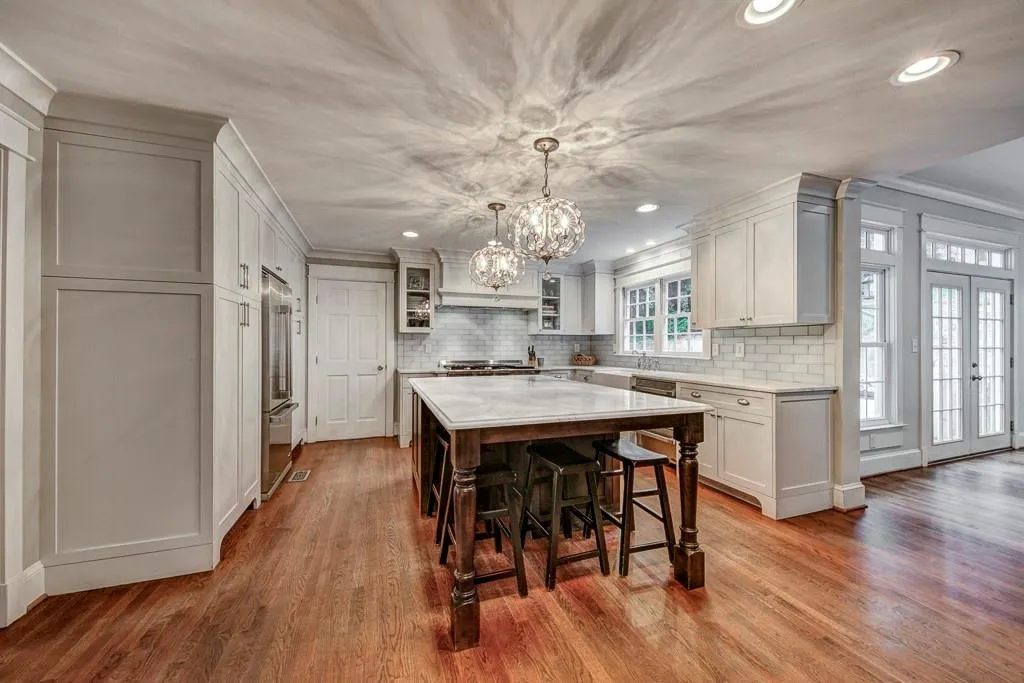 6065 Weatherly Drive, Atlanta, Georgia 30328, 4 Bedrooms Bedrooms, ,3 BathroomsBathrooms,Residential,Sold,6065 Weatherly Drive,6806681