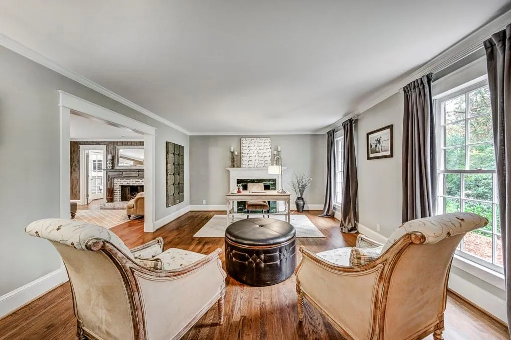 6065 Weatherly Drive, Atlanta, Georgia 30328, 4 Bedrooms Bedrooms, ,3 BathroomsBathrooms,Residential,Sold,6065 Weatherly Drive,6806681