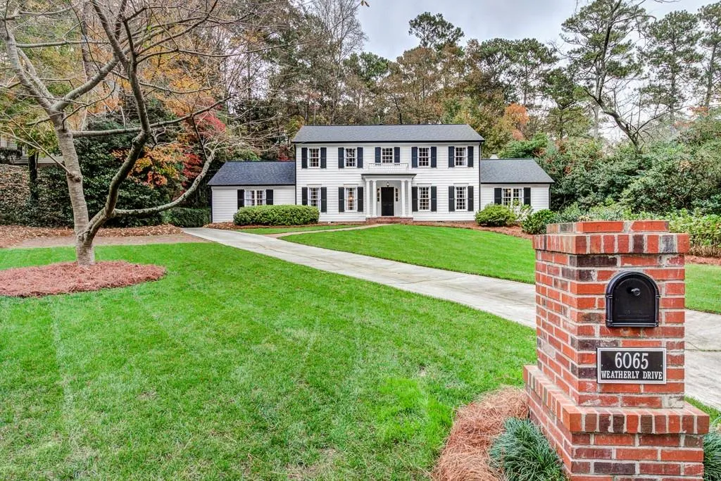 6065 Weatherly Drive, Atlanta, Georgia 30328, 4 Bedrooms Bedrooms, ,3 BathroomsBathrooms,Residential,Sold,6065 Weatherly Drive,6806681