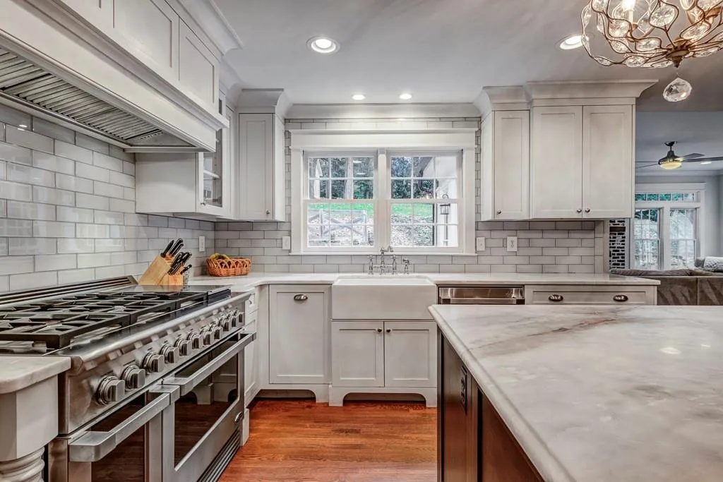 6065 Weatherly Drive, Atlanta, Georgia 30328, 4 Bedrooms Bedrooms, ,3 BathroomsBathrooms,Residential,Sold,6065 Weatherly Drive,6806681