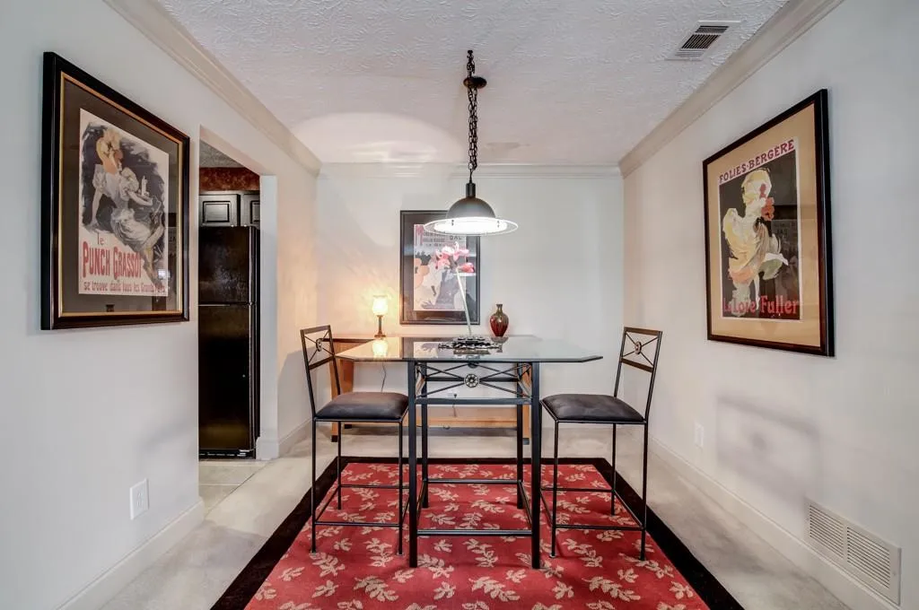 6800 Glenridge Drive Unit 6808f, Sandy Springs, Georgia 30328, 2 Bedrooms Bedrooms, ,2 BathroomsBathrooms,Residential,Sold,6800 Glenridge Drive Unit 6808f,5766803