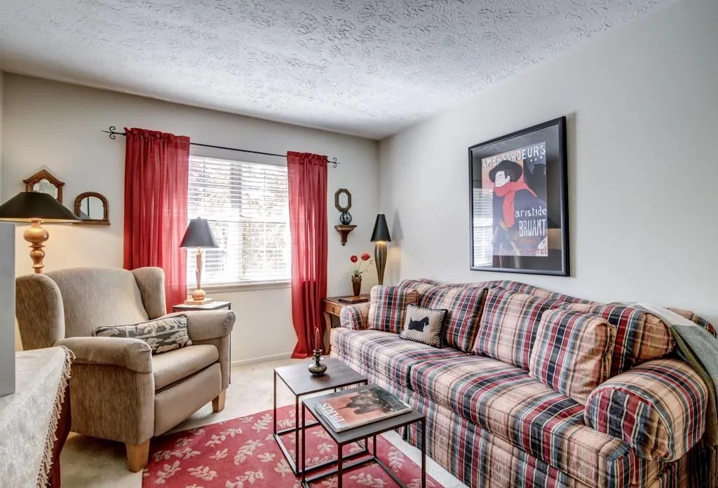 6800 Glenridge Drive Unit 6808f, Sandy Springs, Georgia 30328, 2 Bedrooms Bedrooms, ,2 BathroomsBathrooms,Residential,Sold,6800 Glenridge Drive Unit 6808f,5766803