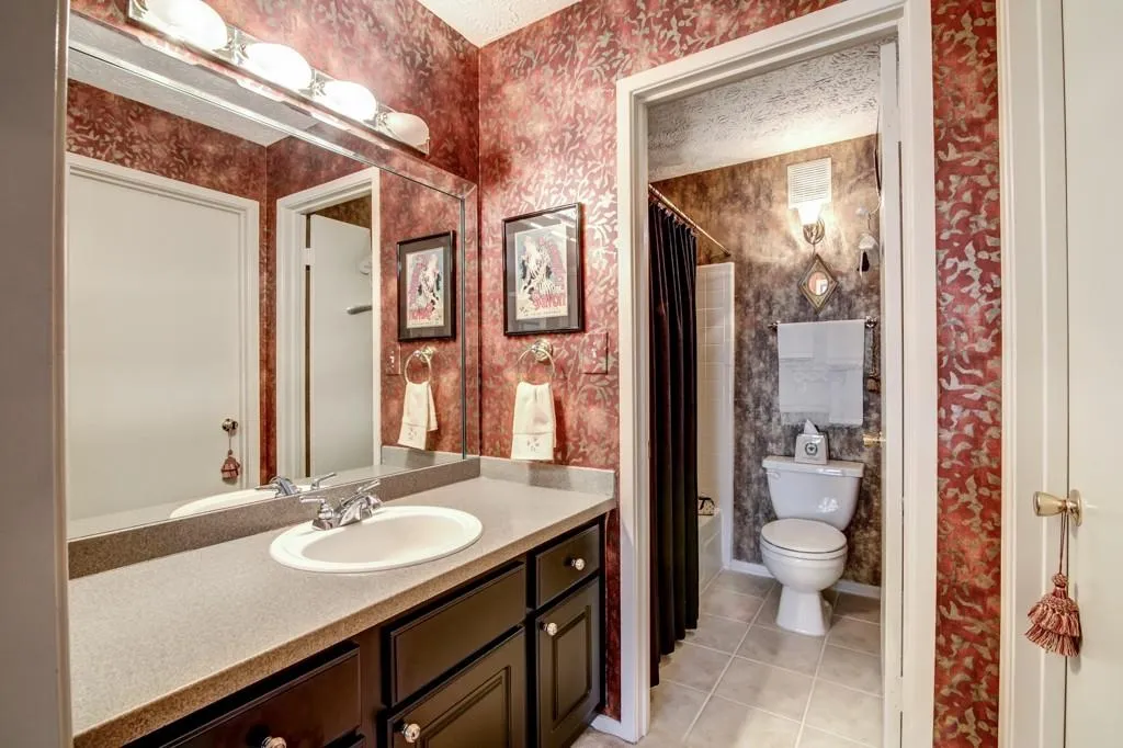 6800 Glenridge Drive Unit 6808f, Sandy Springs, Georgia 30328, 2 Bedrooms Bedrooms, ,2 BathroomsBathrooms,Residential,Sold,6800 Glenridge Drive Unit 6808f,5766803