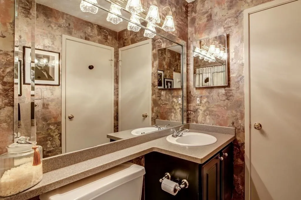 6800 Glenridge Drive Unit 6808f, Sandy Springs, Georgia 30328, 2 Bedrooms Bedrooms, ,2 BathroomsBathrooms,Residential,Sold,6800 Glenridge Drive Unit 6808f,5766803