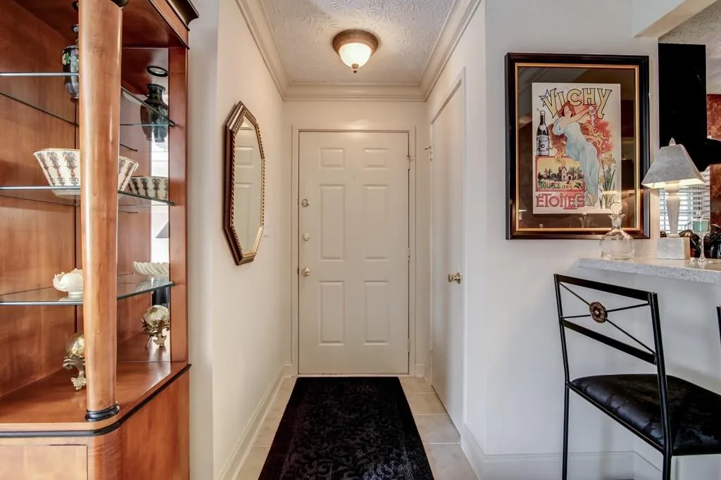 6800 Glenridge Drive Unit 6808f, Sandy Springs, Georgia 30328, 2 Bedrooms Bedrooms, ,2 BathroomsBathrooms,Residential,Sold,6800 Glenridge Drive Unit 6808f,5766803