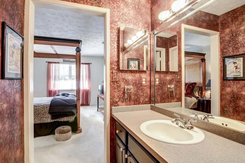 6800 Glenridge Drive Unit 6808f, Sandy Springs, Georgia 30328, 2 Bedrooms Bedrooms, ,2 BathroomsBathrooms,Residential,Sold,6800 Glenridge Drive Unit 6808f,5766803