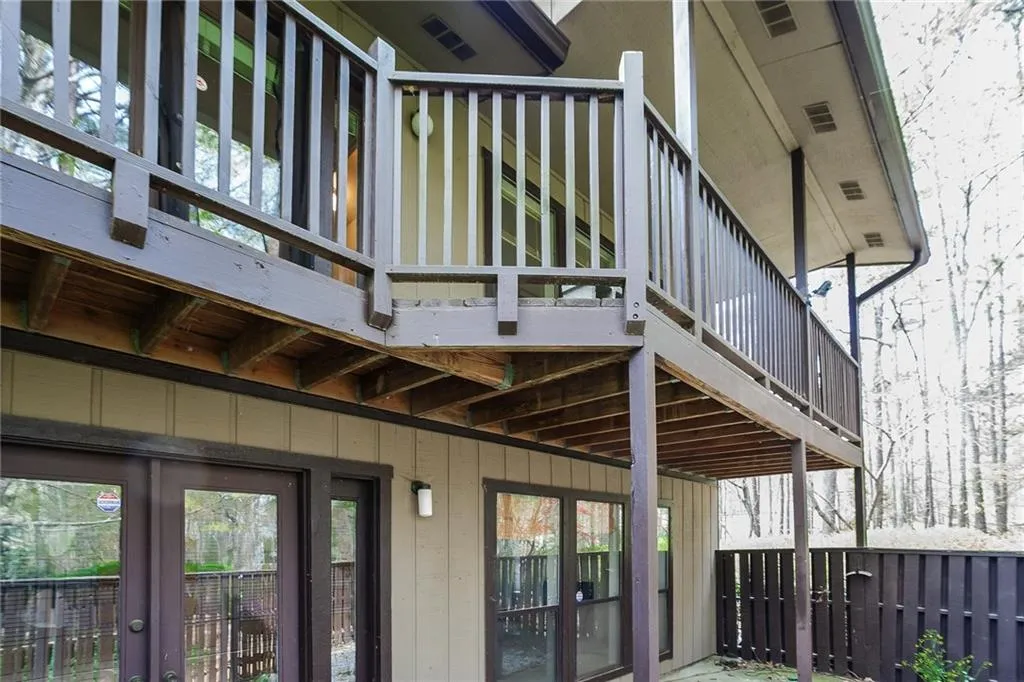 103 River Run Drive, Sandy Springs, Georgia 30350, 2 Bedrooms Bedrooms, ,2 BathroomsBathrooms,Residential,Sold,103 River Run Drive,5825395