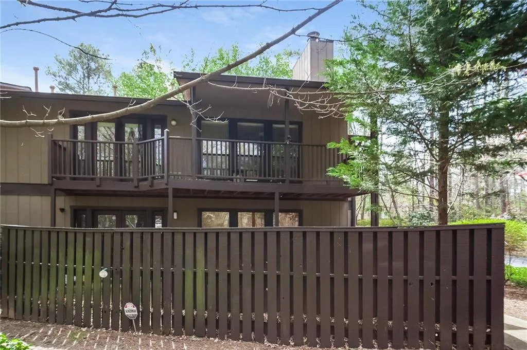 103 River Run Drive, Sandy Springs, Georgia 30350, 2 Bedrooms Bedrooms, ,2 BathroomsBathrooms,Residential,Sold,103 River Run Drive,5825395