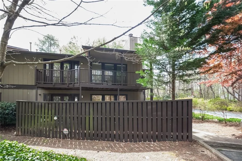 103 River Run Drive, Sandy Springs, Georgia 30350, 2 Bedrooms Bedrooms, ,2 BathroomsBathrooms,Residential,Sold,103 River Run Drive,5825395