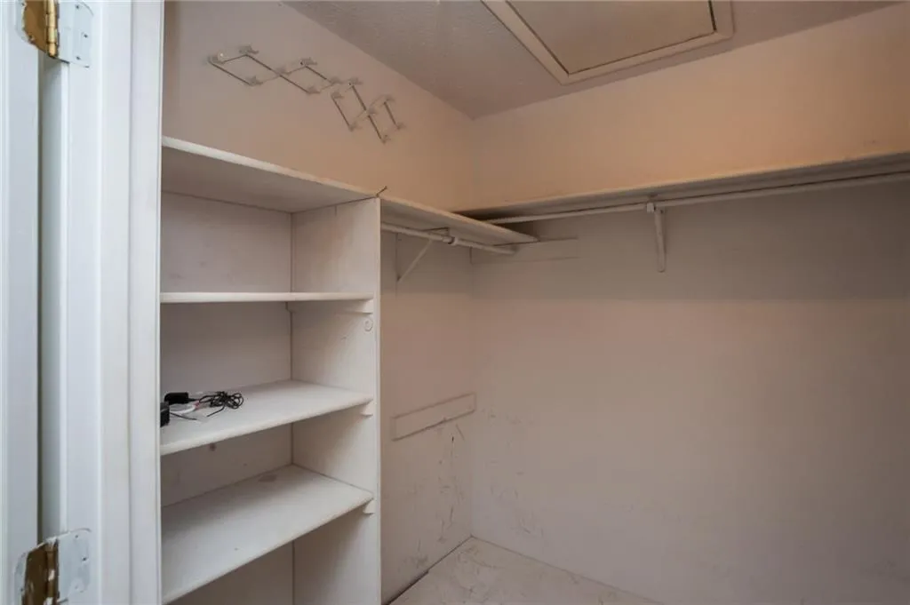 103 River Run Drive, Sandy Springs, Georgia 30350, 2 Bedrooms Bedrooms, ,2 BathroomsBathrooms,Residential,Sold,103 River Run Drive,5825395