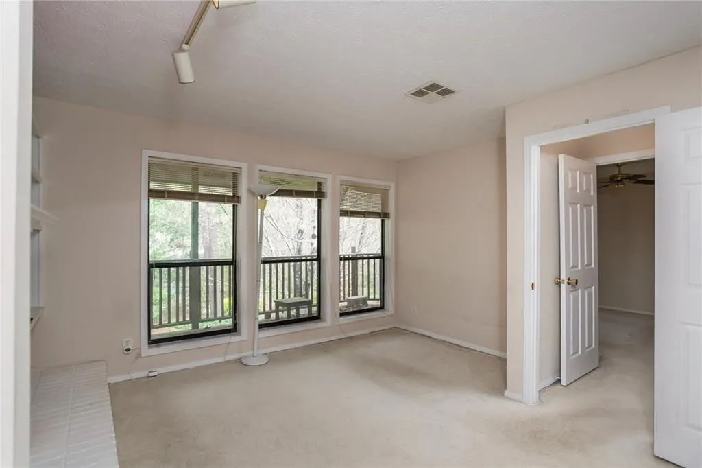 103 River Run Drive, Sandy Springs, Georgia 30350, 2 Bedrooms Bedrooms, ,2 BathroomsBathrooms,Residential,Sold,103 River Run Drive,5825395